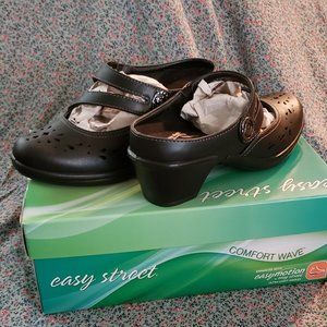 East Street Columbus Mule